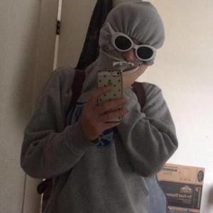 Meet your Posher, Monet